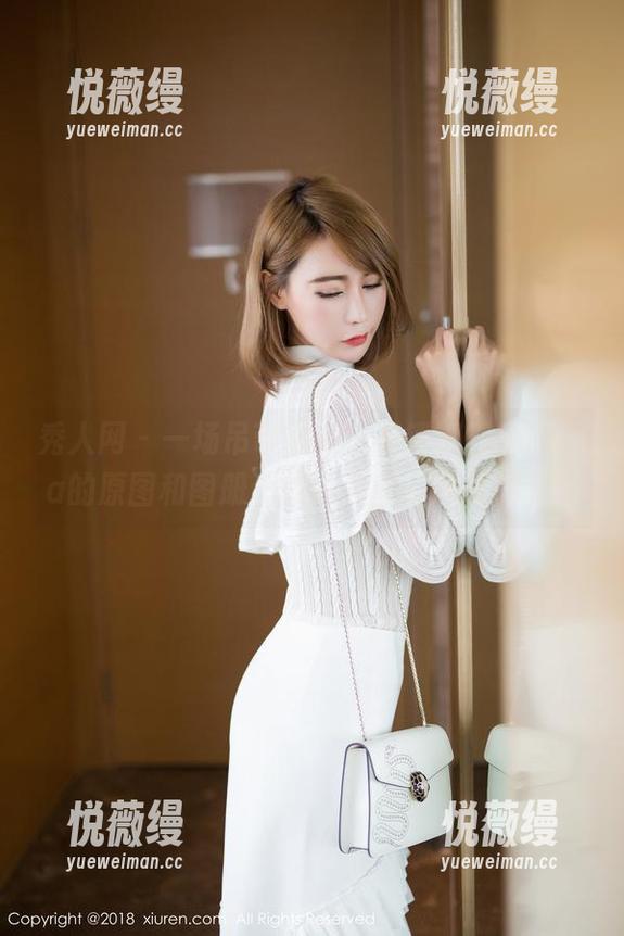 秀人网 - 一场吊带特展，解锁娜露Selena的原图和图册：谁说不能俏皮又优雅？