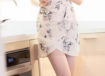 秀人网 – 牛仔裤也能有千变万化，安妮BABY的写真让我重新审视这件单品。