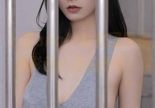秀人网 – 小甜angle的校园图库，墙角的光影都比我拍的好！