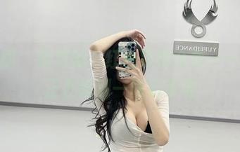 微密圈 – 新更新，红色肚兜合集——葛征正在策划一场启示录