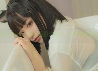 在起司块wii的浴室私拍作品中，泡泡也能有个性