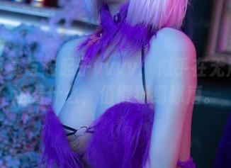 白色写真与起起子vvvv：似乎在无声里表达着什么，值得细细琢磨。