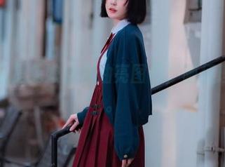 阿包也是兔娘给你油亮图包，随便理解吧。