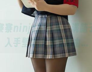 看到阿寨寨ninja的礼服，满脑子都是我入手壁纸计划的理由…