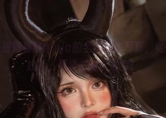 再来一波阿寨寨ninja的全套旗袍写真，实在是太妙了，那姿态难以形容。