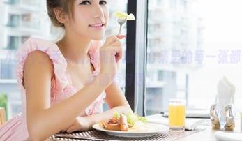 青豆客 – Abby王乔恩的油亮时刻，合集里的每一张都像是在和我悄悄对话。