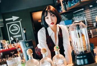 来UCK看韩国孙乐乐在线，DJAWA比基尼假期原图带你度假