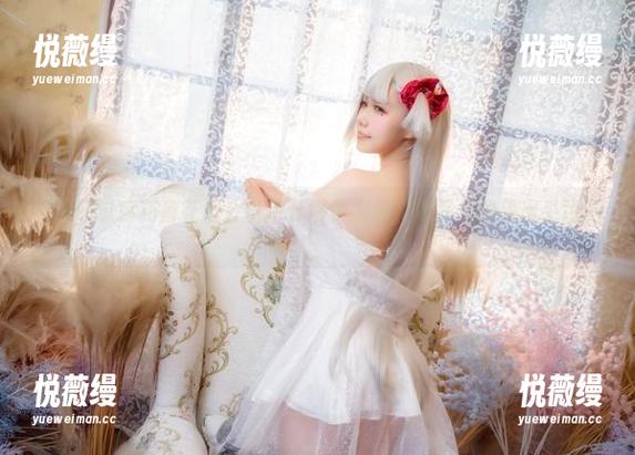 我没想过麻花麻花酱会以伊什塔尔为名，作品集的确出乎意料。